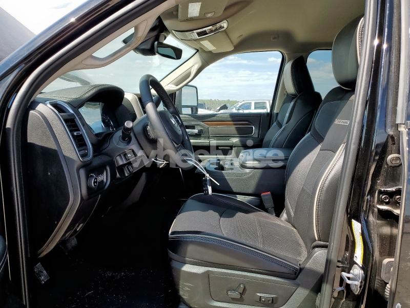 Photo 10 of 2024 RAM 2500 LARAMIE (VIN 3C6UR5FL1RG401983)