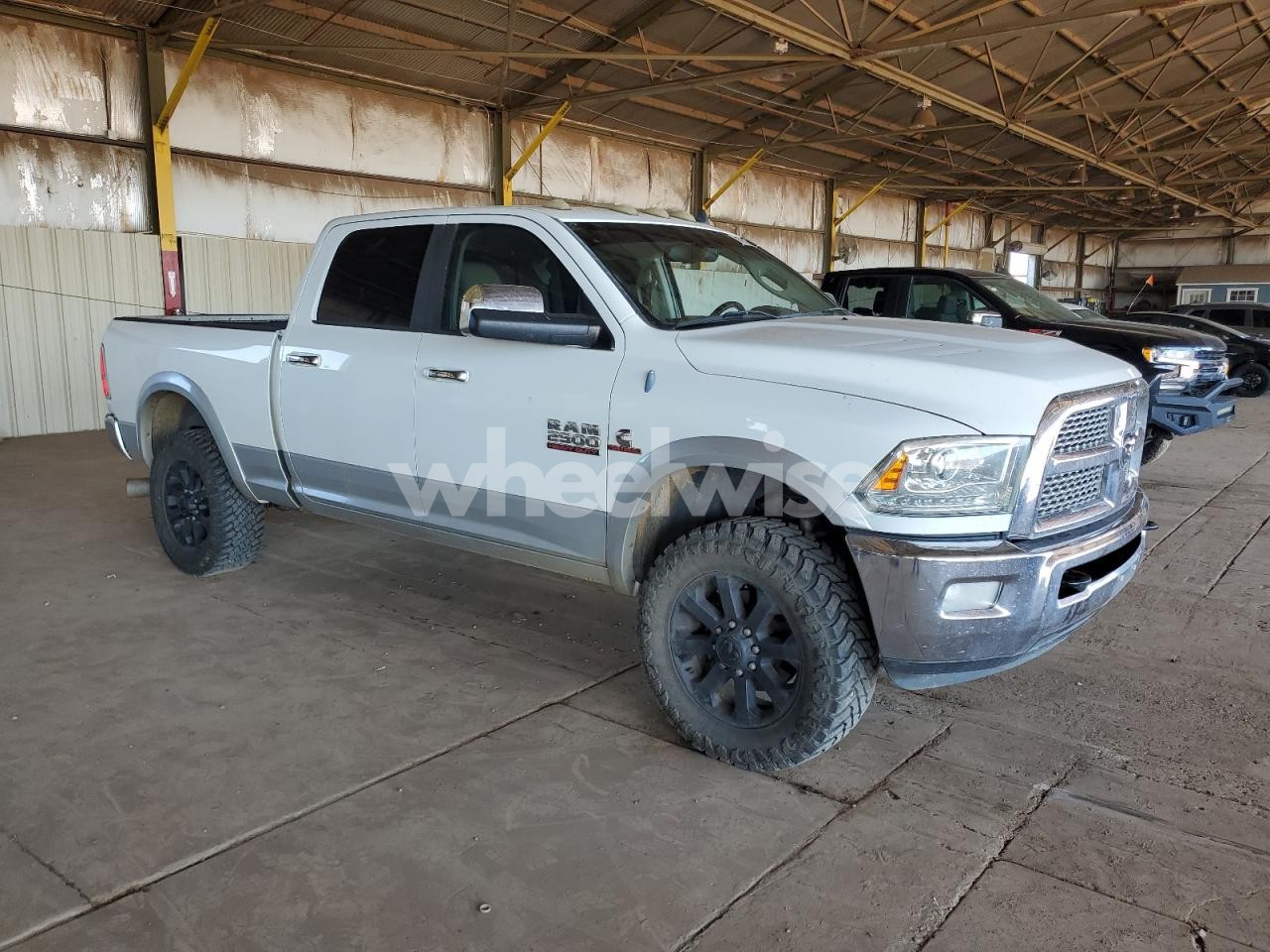 Photo 4 of 2013 RAM 2500 LARAMIE (VIN 3C6UR5FL2DG520795)