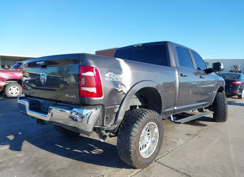 Photo 4 of 2019 Ram 2500 LARAMIE 4X4 6'4 BOX (VIN 3C6UR5FL3KG635161)