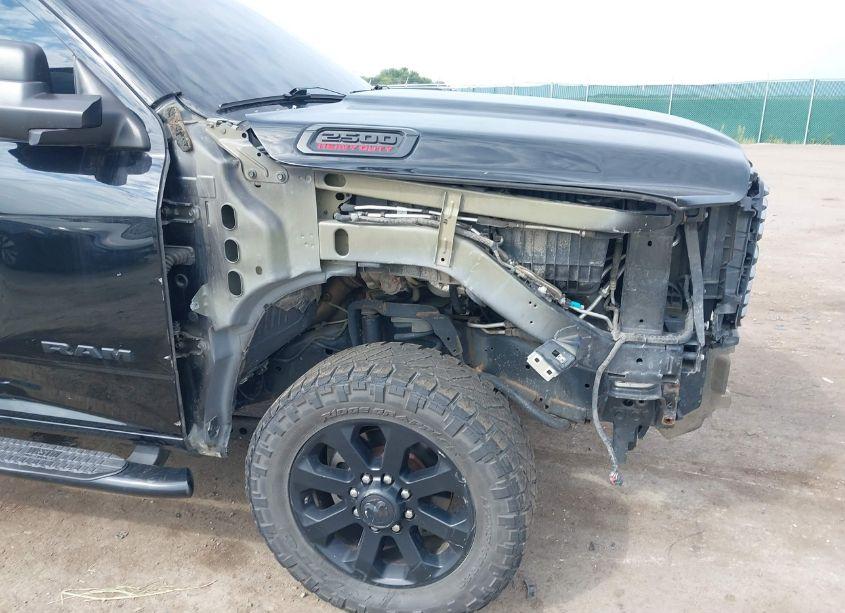 Photo 16 of 2020 Ram 2500 LARAMIE 4X4 6'4 BOX (VIN 3C6UR5FL3LG124681)