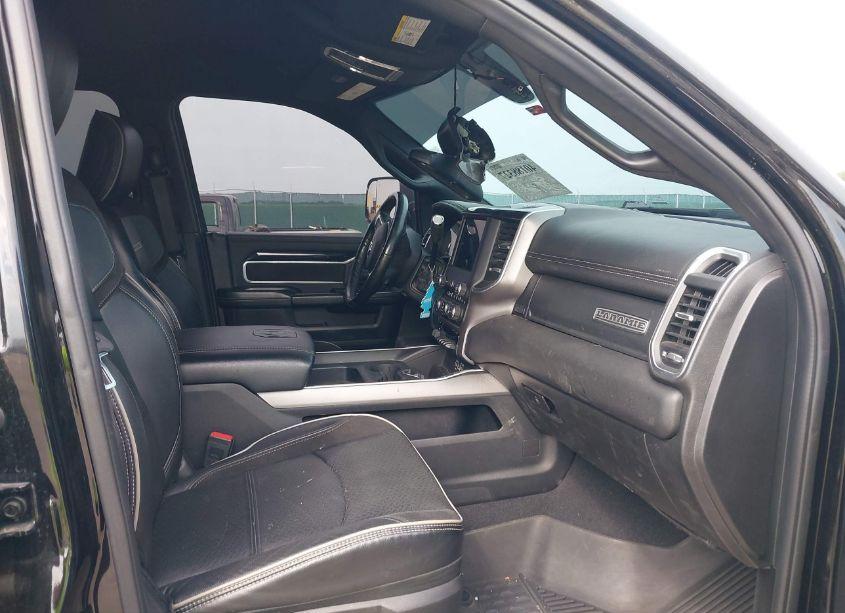 Photo 5 of 2020 Ram 2500 LARAMIE 4X4 6'4 BOX (VIN 3C6UR5FL3LG124681)