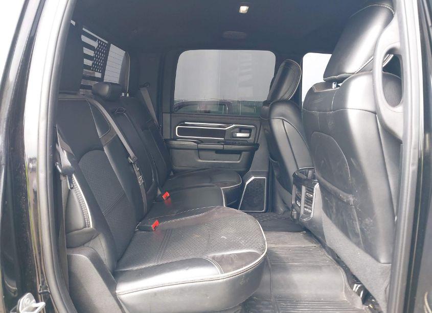 Photo 8 of 2020 Ram 2500 LARAMIE 4X4 6'4 BOX (VIN 3C6UR5FL3LG124681)