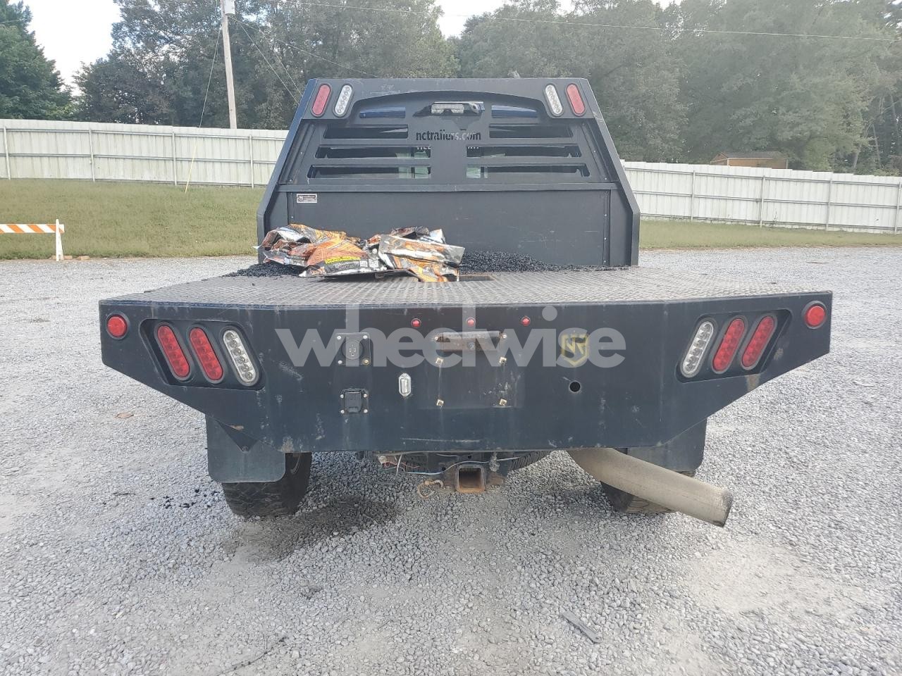 Photo 6 of 2022 RAM 2500 LARAMIE (VIN 3C6UR5FL3NG166660)