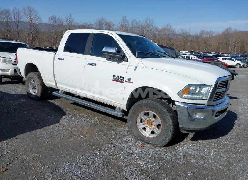 2013 Ram 2500 LARAMIE (VIN 3C6UR5FL4DG517235) main photo