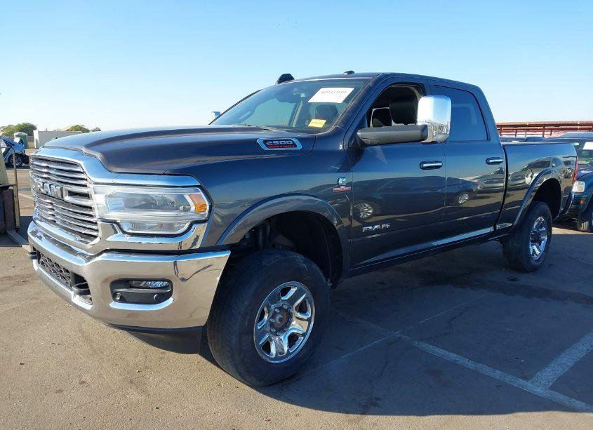 Photo 2 of 2022 Ram 2500 LARAMIE 4X4 6'4 BOX (VIN 3C6UR5FL4NG325945)