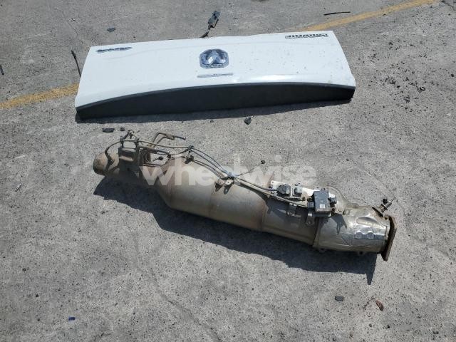 Photo 3 of 2020 RAM 2500 LARAMIE (VIN 3C6UR5FL5LG110779)