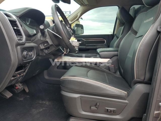 Photo 4 of 2022 RAM 2500 LARAMIE (VIN 3C6UR5FL5NG166725)
