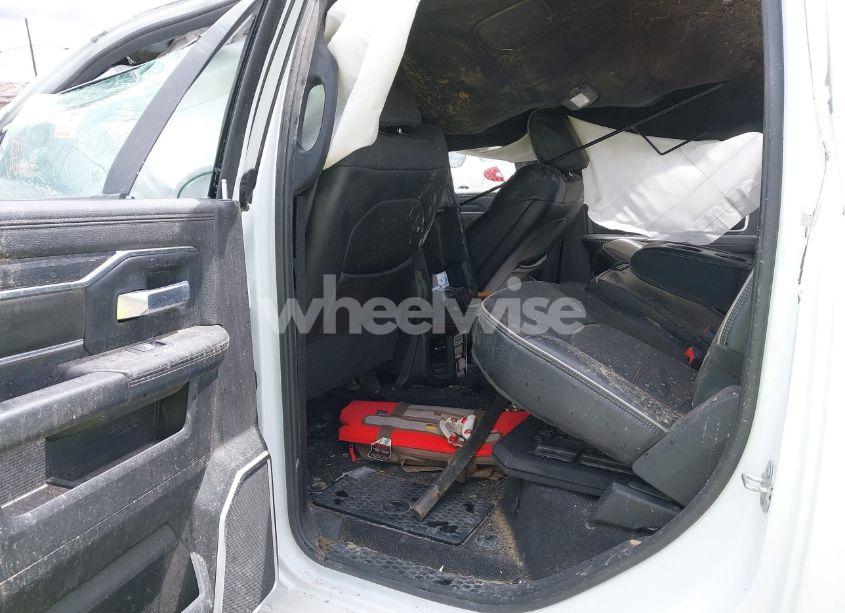 Photo 8 of 2024 Ram 2500 LARAMIE 4X4 6'4 BOX (VIN 3C6UR5FL6RG288306)