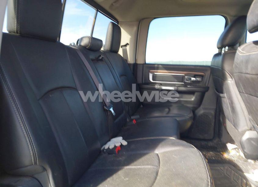 Photo 8 of 2018 Ram 2500 LARAMIE 4X4 6'4 BOX (VIN 3C6UR5FL7JG296371)