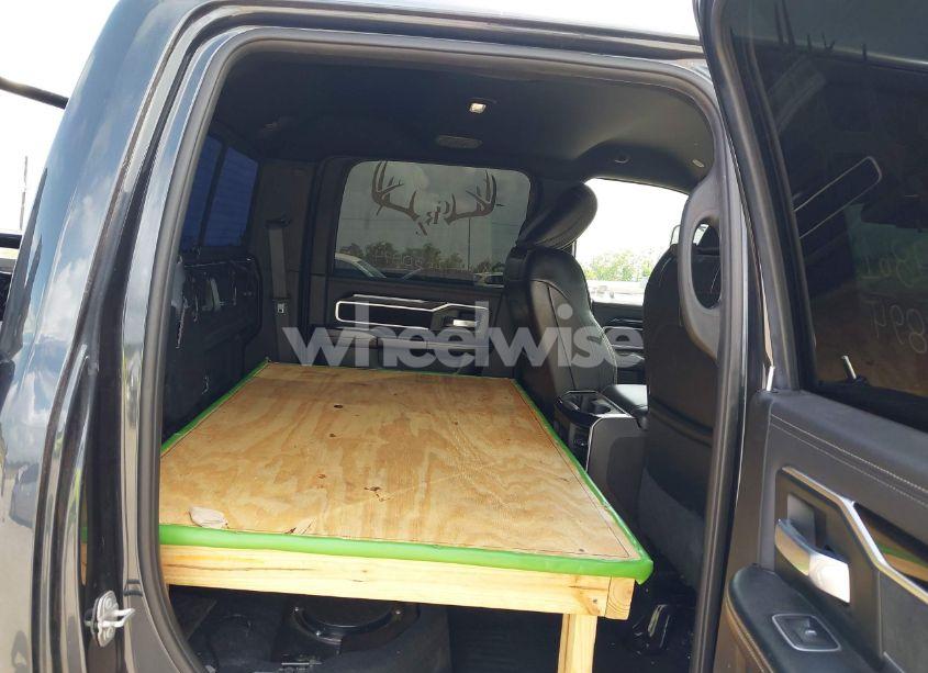 Photo 8 of 2020 Ram 2500 LARAMIE 4X4 6'4 BOX (VIN 3C6UR5FL7LG192773)