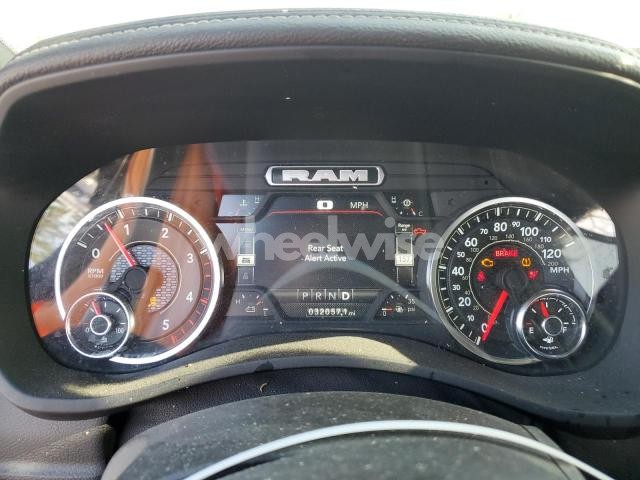 Photo 3 of 2024 RAM 2500 LARAMIE (VIN 3C6UR5FL7RG203778)