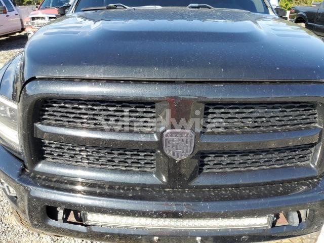 Photo 3 of 2016 RAM 2500 LARAMIE (VIN 3C6UR5FL8GG160176)
