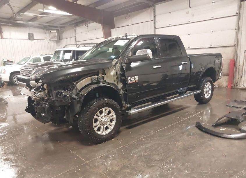 Photo 2 of 2018 Ram 2500 LARAMIE 4X4 6'4 BOX (VIN 3C6UR5FL8JG296749)