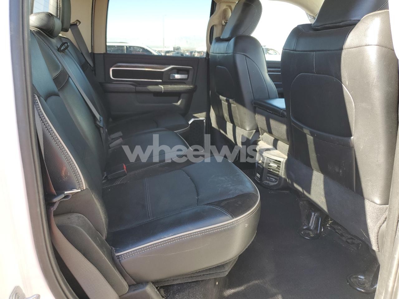 Photo 10 of 2020 RAM 2500 LARAMIE (VIN 3C6UR5FL8LG266556)