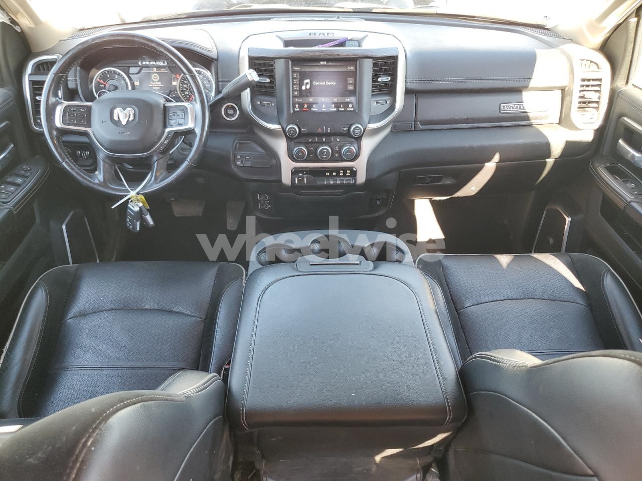 Photo 8 of 2020 RAM 2500 LARAMIE (VIN 3C6UR5FL8LG266556)