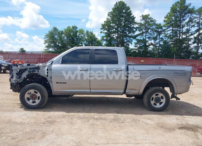 Photo 15 of 2022 Ram 2500 LARAMIE 4X4 6'4 BOX (VIN 3C6UR5FL8NG253261)