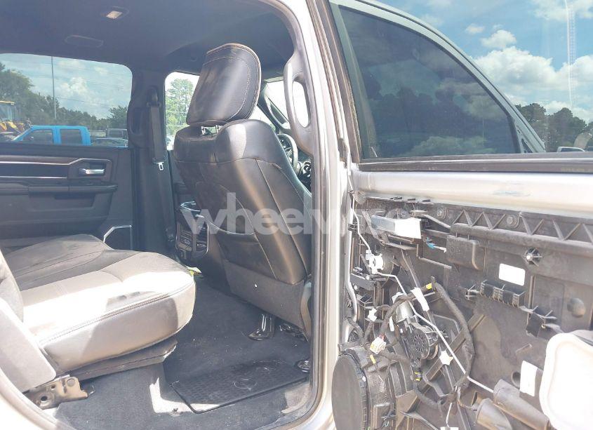 Photo 8 of 2022 Ram 2500 LARAMIE 4X4 6'4 BOX (VIN 3C6UR5FL8NG253261)