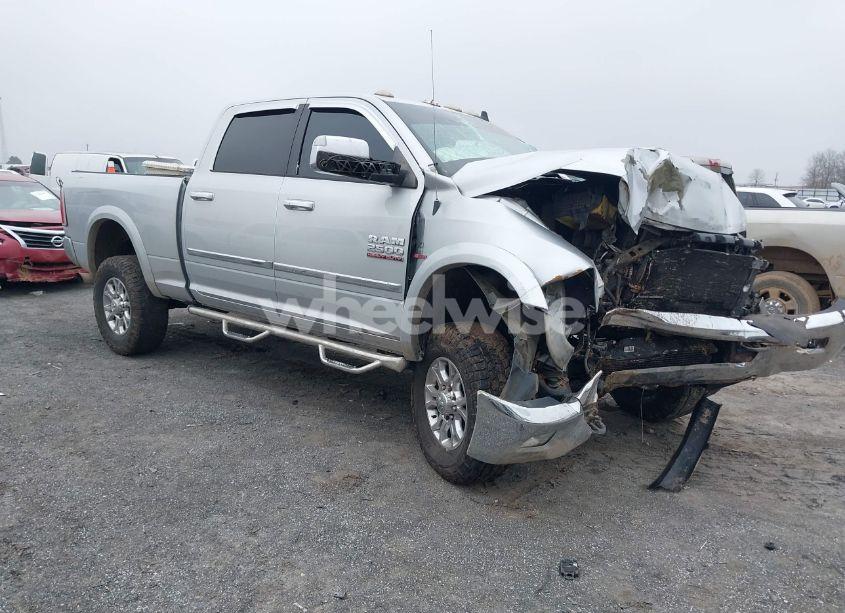 2014 Ram 2500 LARAMIE (VIN 3C6UR5FL9EG200150) main photo