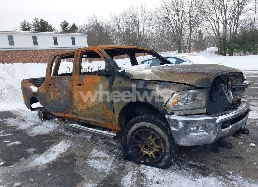 Photo 11 of 2018 Ram 2500 LARAMIE 4X4 6'4 BOX (VIN 3C6UR5FLXJG240425)