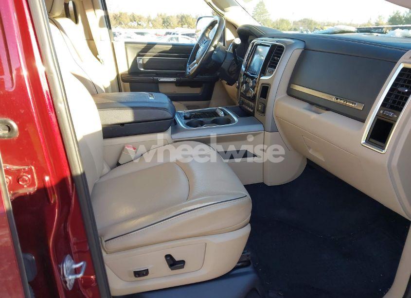 Photo 5 of 2018 Ram 2500 LIMITED 4X4 6'4 BOX (VIN 3C6UR5GJ0JG117097)