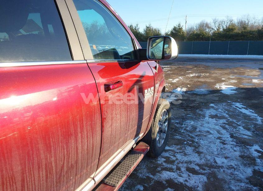 Photo 6 of 2018 Ram 2500 LIMITED 4X4 6'4 BOX (VIN 3C6UR5GJ0JG117097)