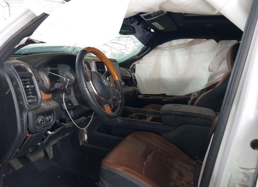 Photo 5 of 2022 Ram 2500 LIMITED LONGHORN 4X4 6'4 BOX (VIN 3C6UR5GL0NG192132)