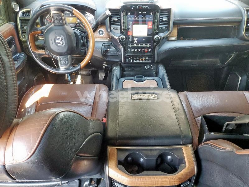 Photo 3 of 2019 RAM 2500 LONGHORN (VIN 3C6UR5GL3KG576580)