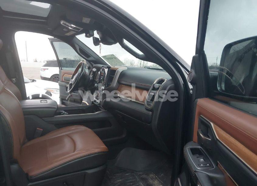 Photo 5 of 2019 Ram 2500 LONGHORN 4X4 6'4 BOX (VIN 3C6UR5GL4KG530269)