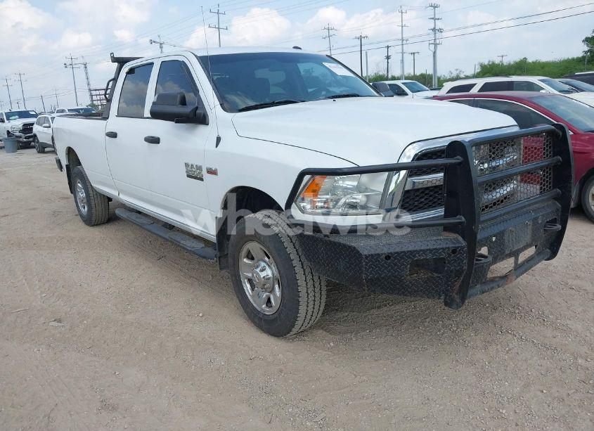 2018 Ram 2500 TRADESMAN 4X4 8' BOX (VIN 3C6UR5HJ0JG150860) main photo