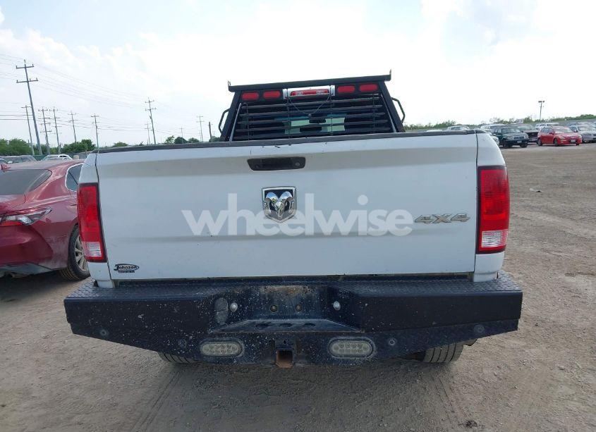 Photo 16 of 2018 Ram 2500 TRADESMAN 4X4 8' BOX (VIN 3C6UR5HJ0JG150860)