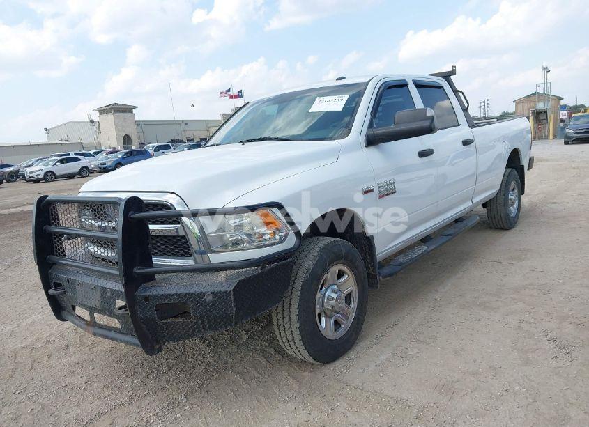 Photo 2 of 2018 Ram 2500 TRADESMAN 4X4 8' BOX (VIN 3C6UR5HJ0JG150860)