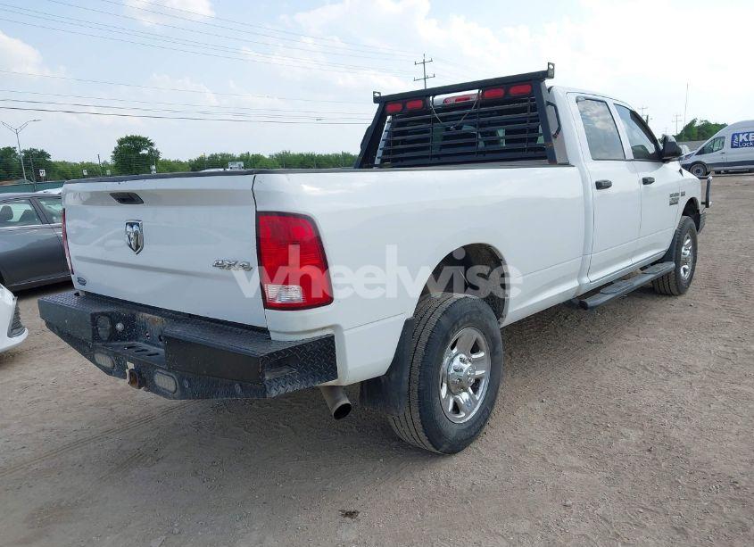 Photo 4 of 2018 Ram 2500 TRADESMAN 4X4 8' BOX (VIN 3C6UR5HJ0JG150860)