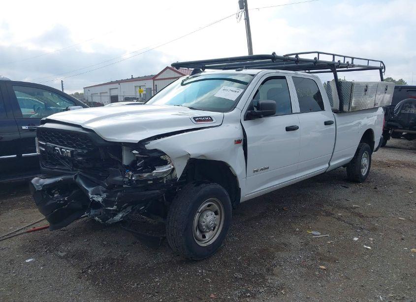 Photo 2 of 2022 Ram 2500 TRADESMAN 4X4 8' BOX (VIN 3C6UR5HJ0NG180964)