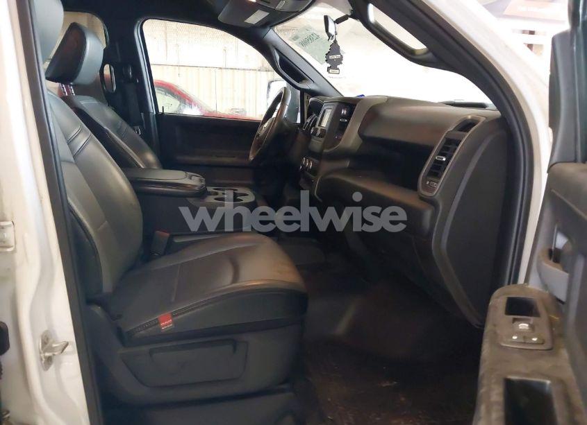 Photo 5 of 2023 Ram 2500 TRADESMAN 4X4 8' BOX (VIN 3C6UR5HJ0PG610057)