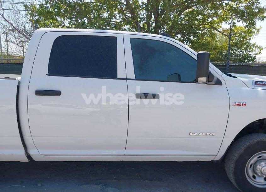 Photo 13 of 2022 Ram 2500 TRADESMAN 4X4 8' BOX (VIN 3C6UR5HJ1NG202731)