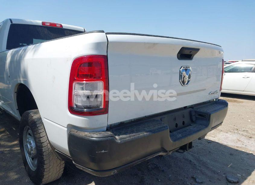 Photo 6 of 2022 Ram 2500 TRADESMAN 4X4 8' BOX (VIN 3C6UR5HJ1NG202731)