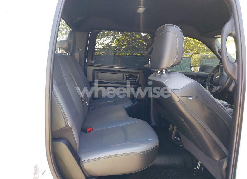 Photo 8 of 2022 Ram 2500 TRADESMAN 4X4 8' BOX (VIN 3C6UR5HJ1NG202731)