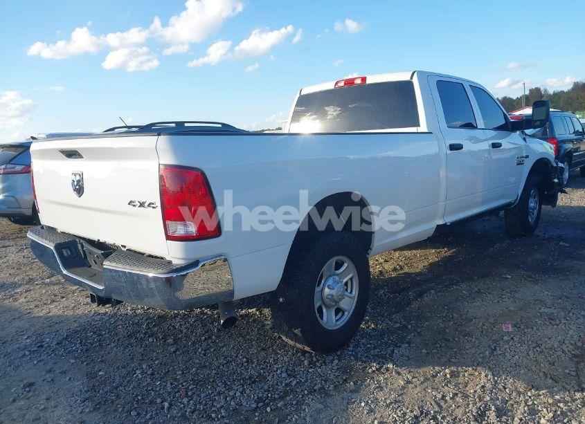 Photo 4 of 2018 Ram 2500 TRADESMAN 4X4 8' BOX (VIN 3C6UR5HJ2JG150262)