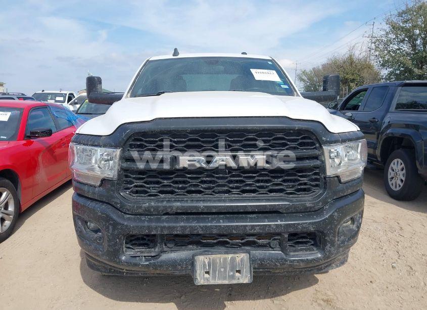 Photo 12 of 2022 Ram 2500 TRADESMAN 4X4 8' BOX (VIN 3C6UR5HJ2NG163261)