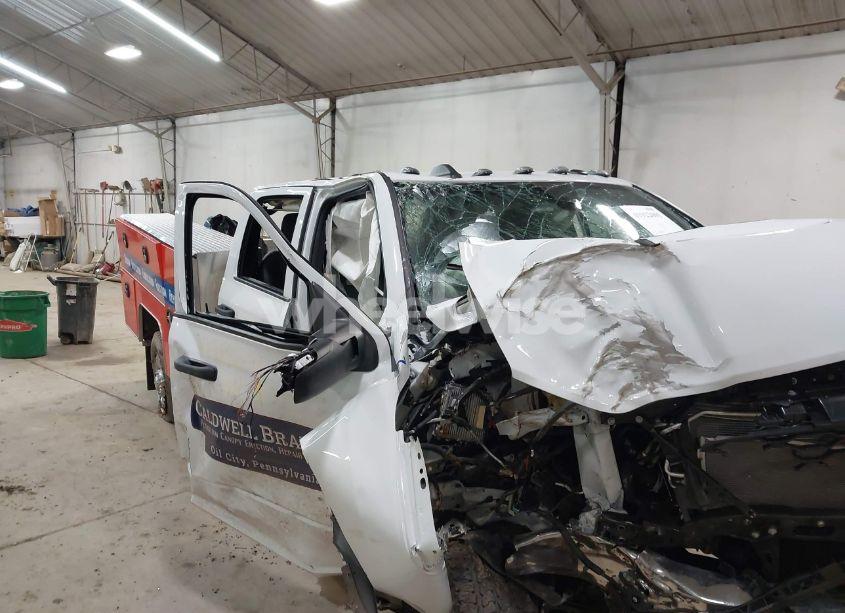 Photo 12 of 2024 Ram 2500 TRADESMAN 4X4 8' BOX (VIN 3C6UR5HJ2RG138348)