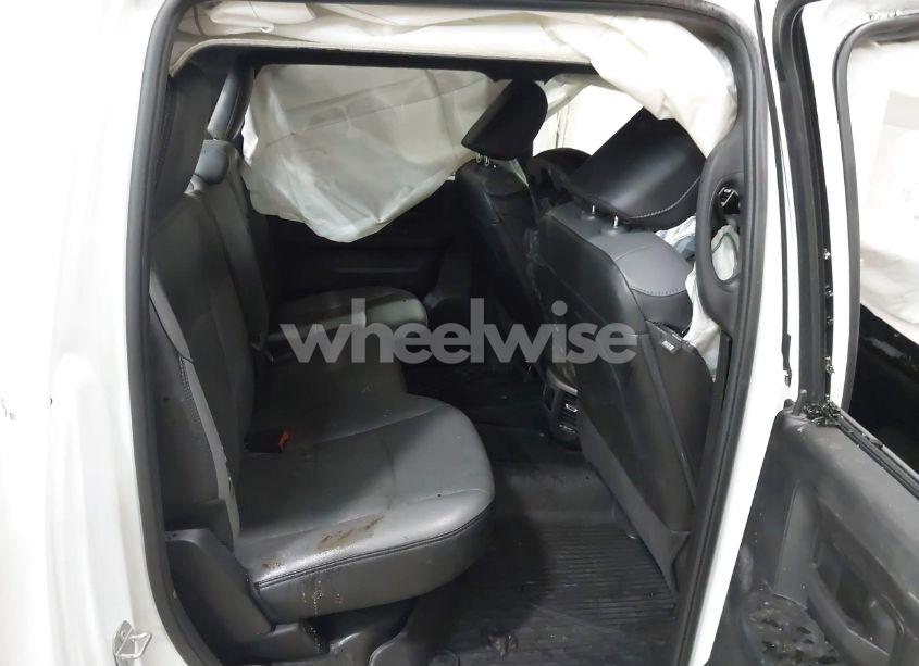 Photo 8 of 2024 Ram 2500 TRADESMAN 4X4 8' BOX (VIN 3C6UR5HJ2RG138348)