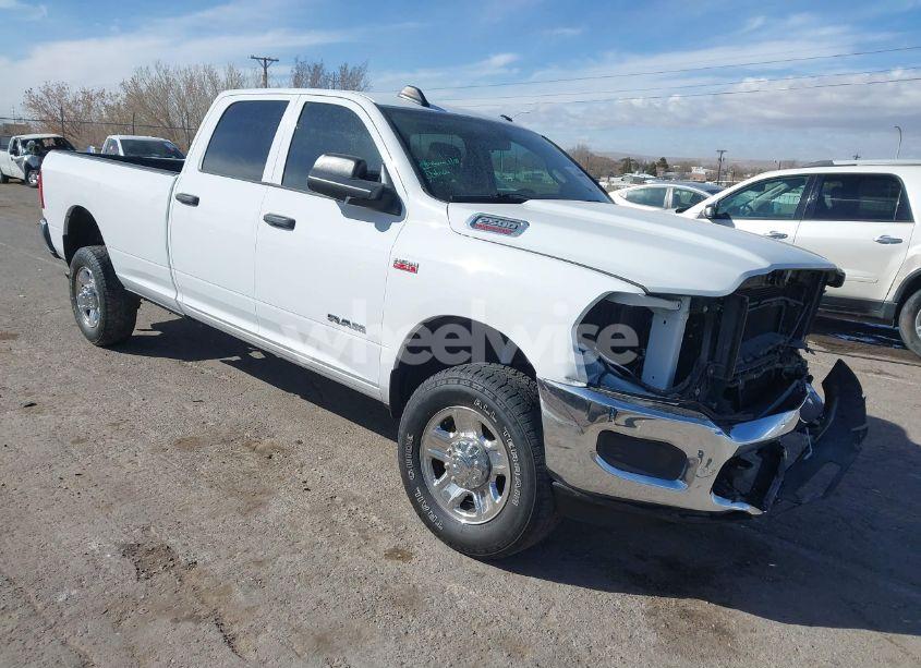 2019 Ram 2500 TRADESMAN 4X4 8' BOX (VIN 3C6UR5HJ3KG595479) main photo