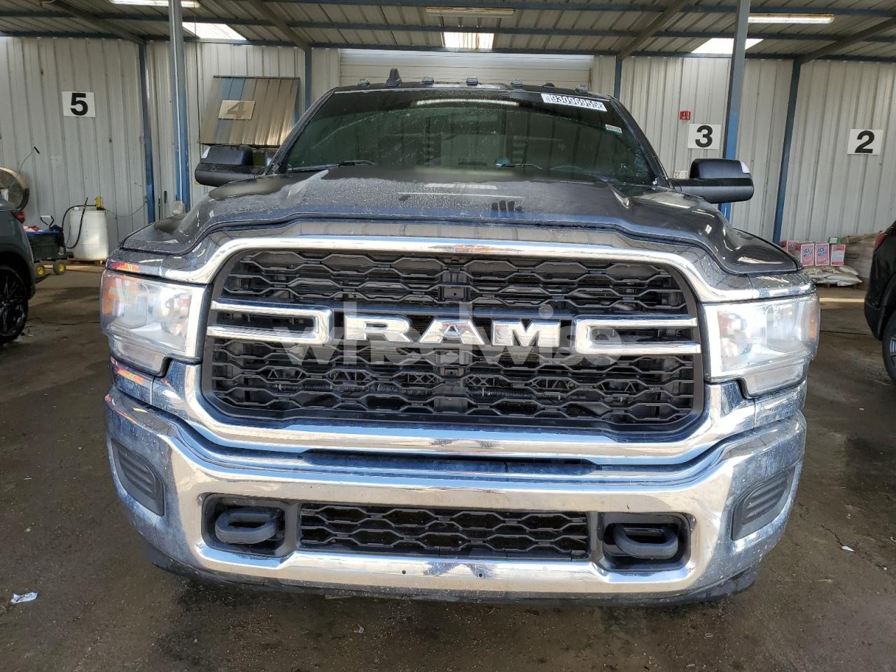 Photo 5 of 2022 RAM 2500 TRADESMAN (VIN 3C6UR5HJ3NG368880)