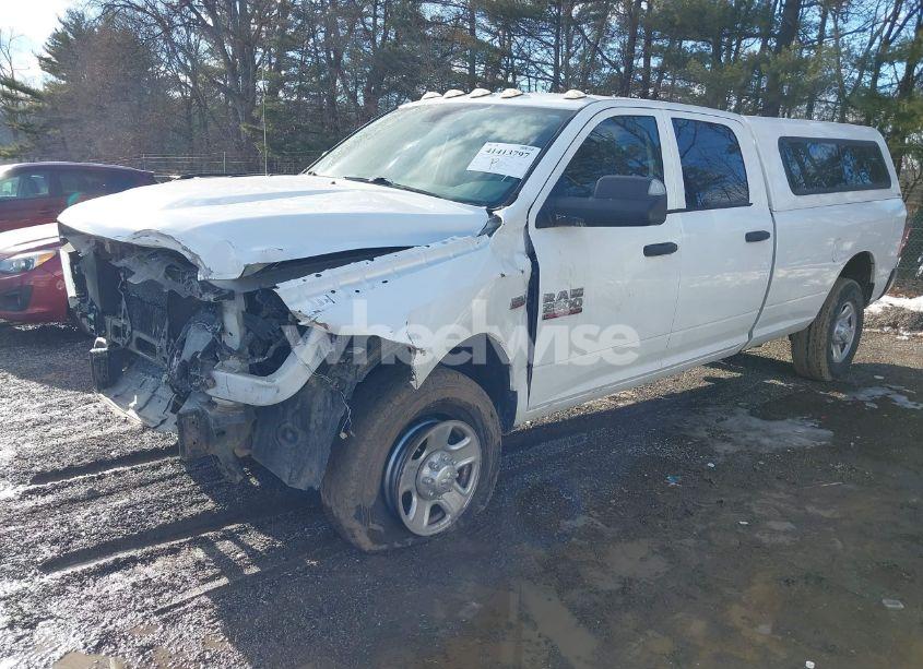 Photo 2 of 2018 Ram 2500 TRADESMAN 4X4 8' BOX (VIN 3C6UR5HJ5JG390129)