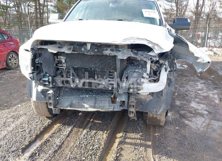 Photo 6 of 2018 Ram 2500 TRADESMAN 4X4 8' BOX (VIN 3C6UR5HJ5JG390129)