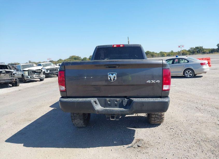 Photo 16 of 2018 Ram 2500 TRADESMAN 4X4 8' BOX (VIN 3C6UR5HJ6JG260005)