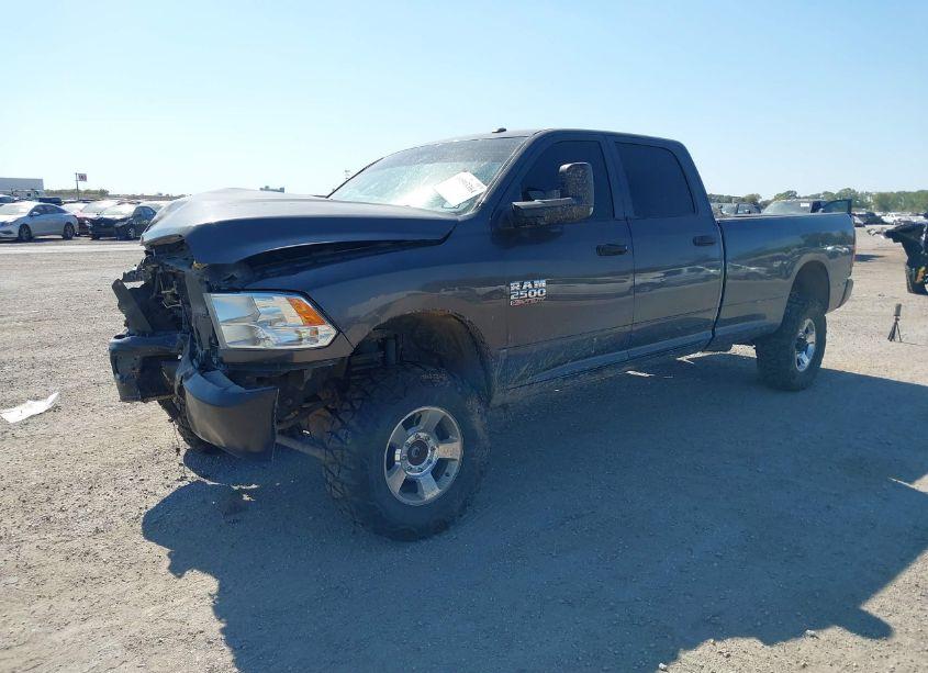 Photo 2 of 2018 Ram 2500 TRADESMAN 4X4 8' BOX (VIN 3C6UR5HJ6JG260005)