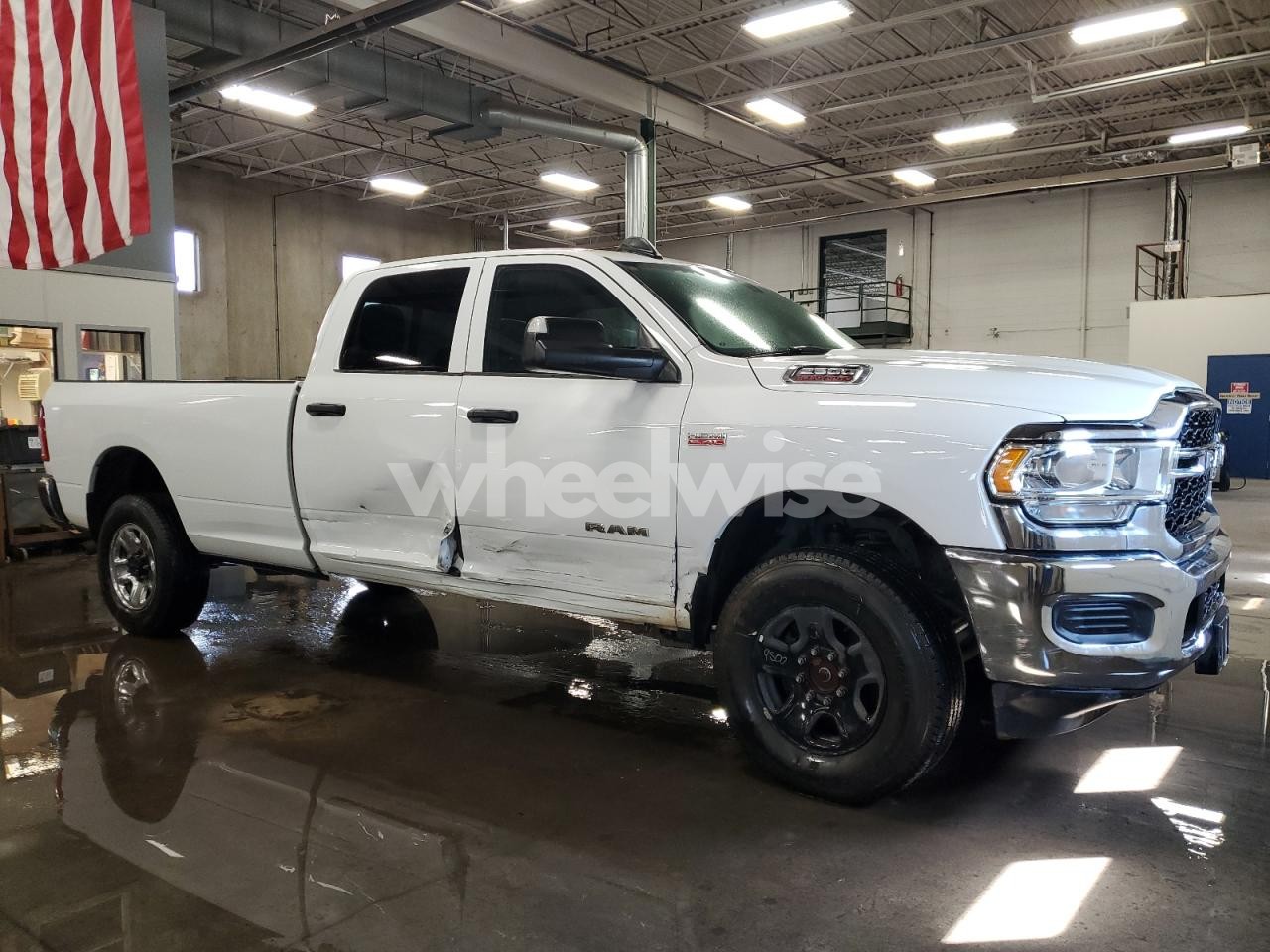 Photo 4 of 2022 RAM 2500 TRADESMAN (VIN 3C6UR5HJ7NG295660)