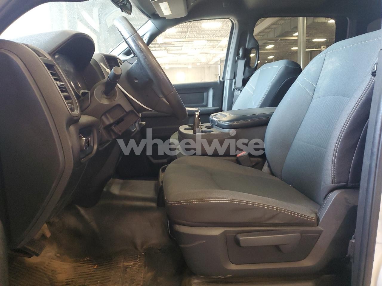 Photo 7 of 2022 RAM 2500 TRADESMAN (VIN 3C6UR5HJ7NG295660)