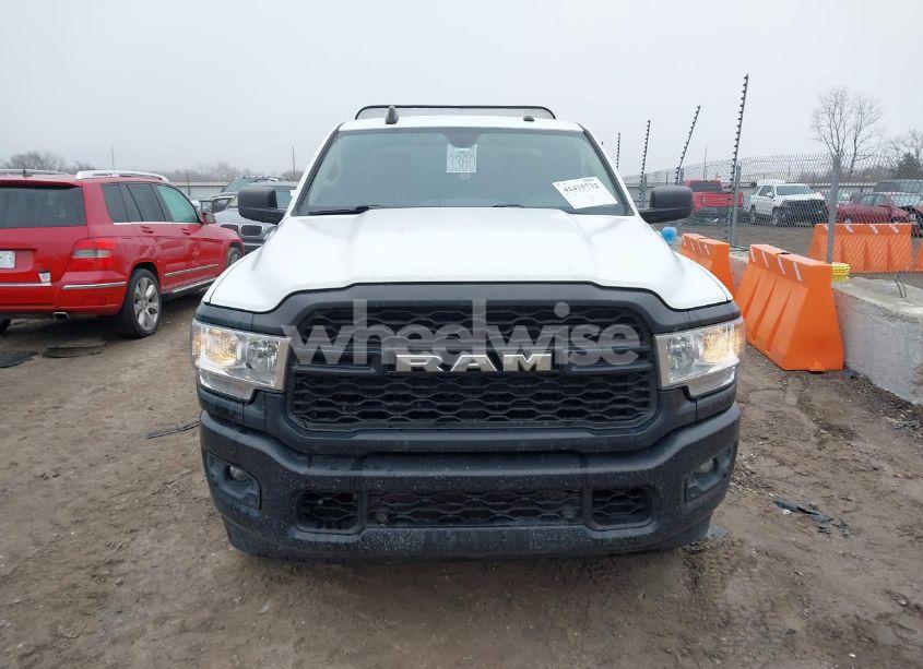 Photo 12 of 2019 Ram 2500 (VIN 3C6UR5HJ8KG600868)